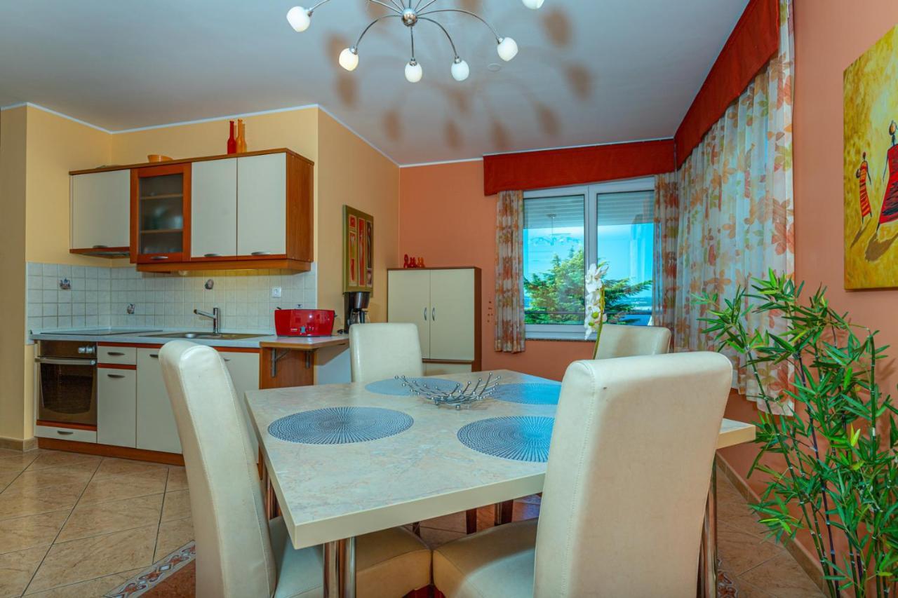 Apartman Rima Dramalj Exterior foto