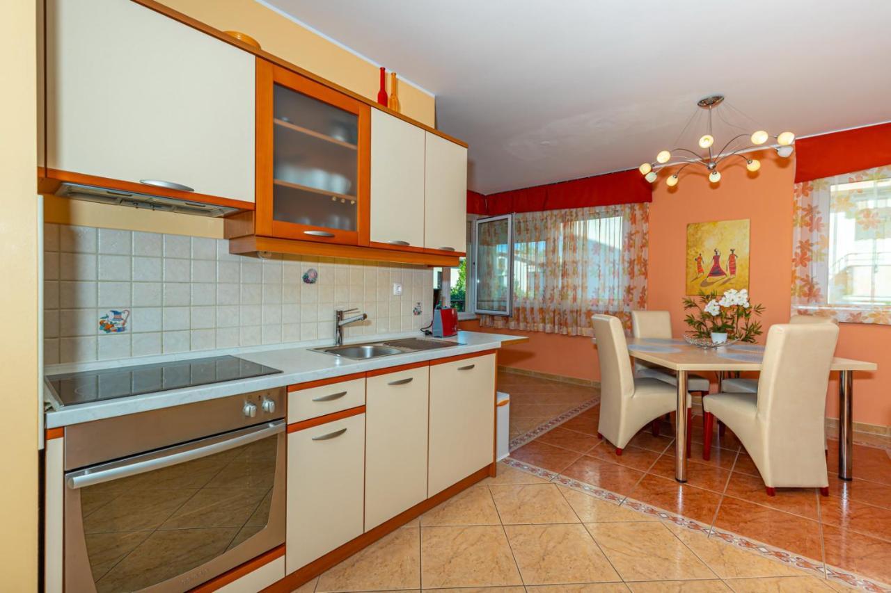 Apartman Rima Dramalj Exterior foto