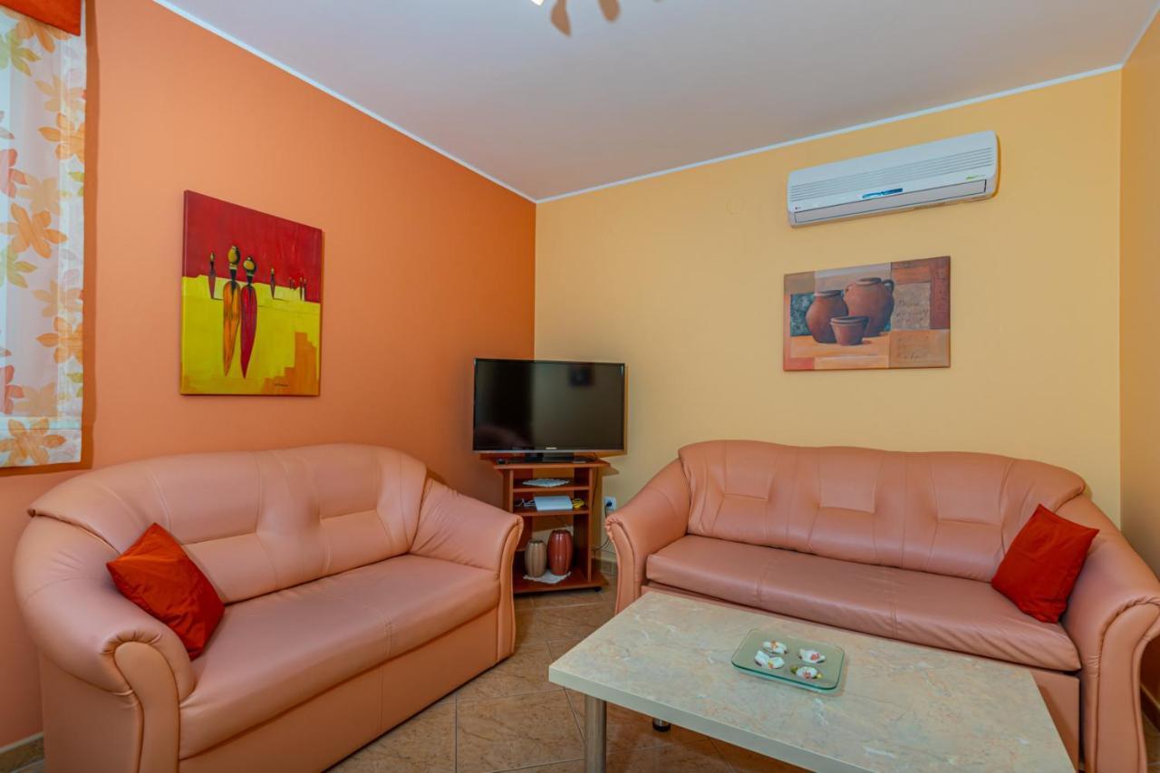 Apartman Rima Dramalj Exterior foto